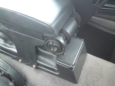 Armrest4.jpg