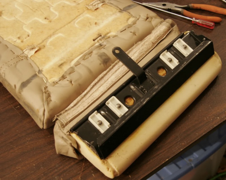 File:SeatRepair17.jpg