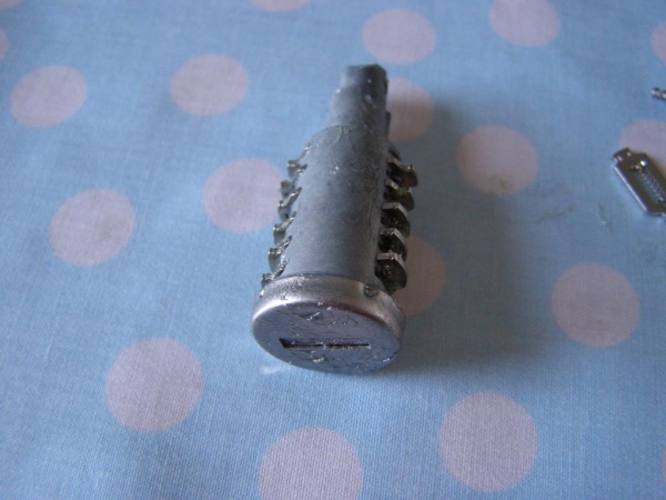 E30DoorLock9.jpg