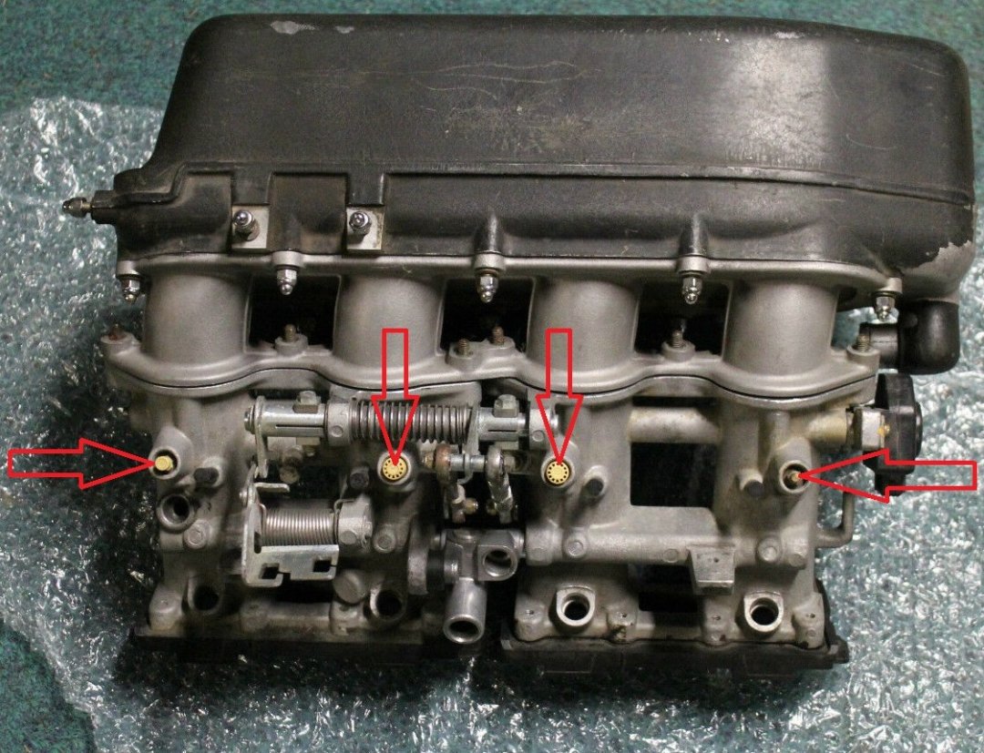 Throttle Screws PN 13541402567.jpg