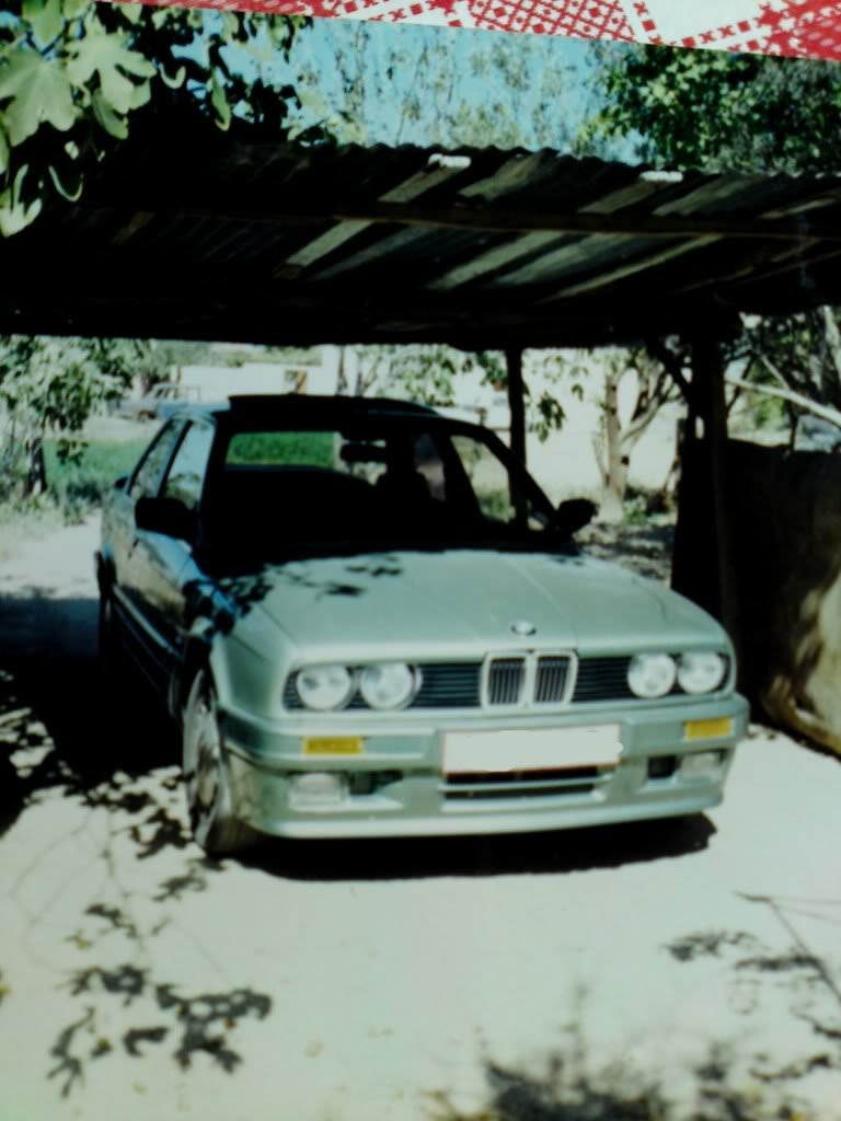 bmw3_zpse3127106.jpg