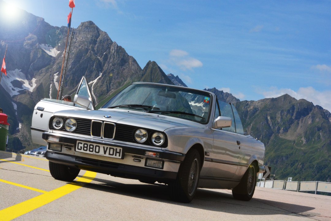 Gotthard Pass.jpg