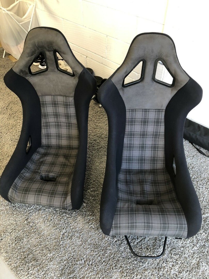 Seats Front.jpg